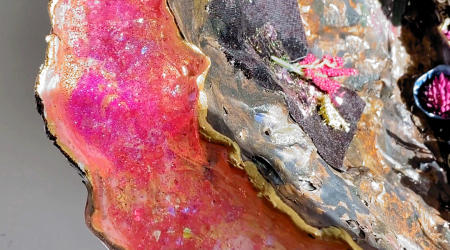 The Blood Stupa Geode | Rim detail